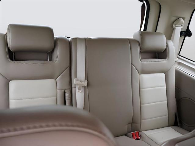 used 2004 Ford Expedition car, priced at $7,500