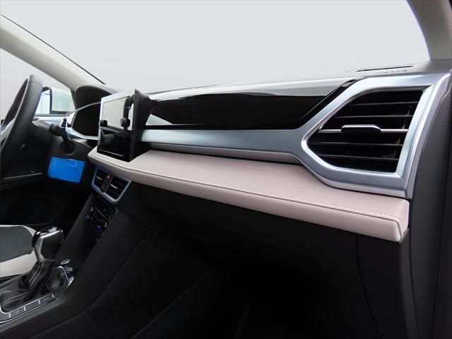 new 2025 Volkswagen Taos car, priced at $30,969