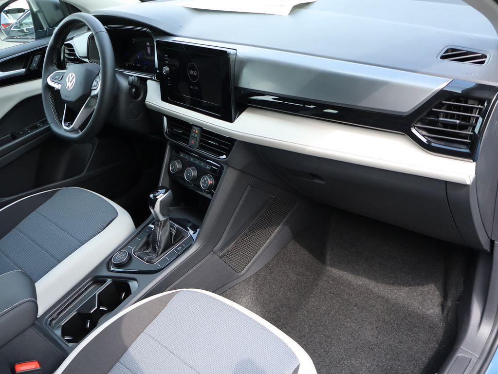 new 2025 Volkswagen Taos car, priced at $28,290