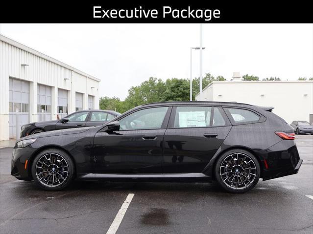 new 2025 BMW M5 car, priced at $132,275