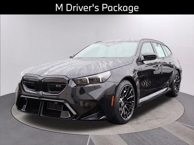 new 2025 BMW M5 car, priced at $132,275