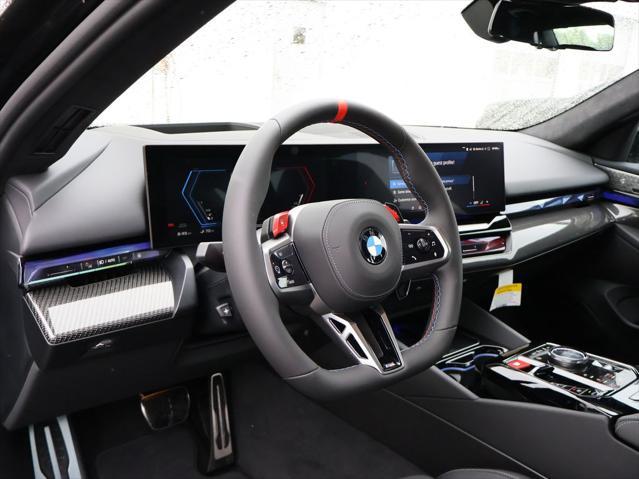 new 2025 BMW M5 car, priced at $132,275