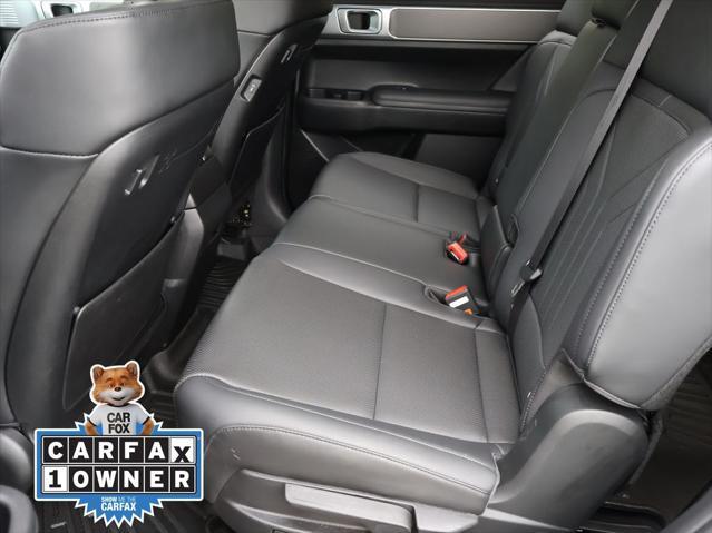 used 2024 Hyundai Santa Fe car, priced at $40,000