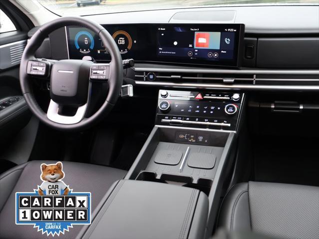 used 2024 Hyundai Santa Fe car, priced at $40,000