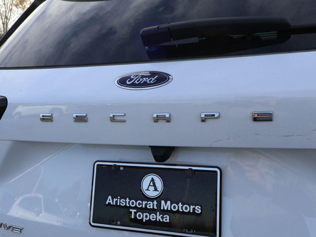 used 2023 Ford Escape car, priced at $21,994