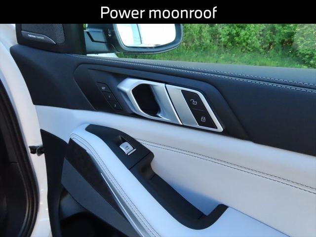 new 2025 BMW X7 car, priced at $90,000