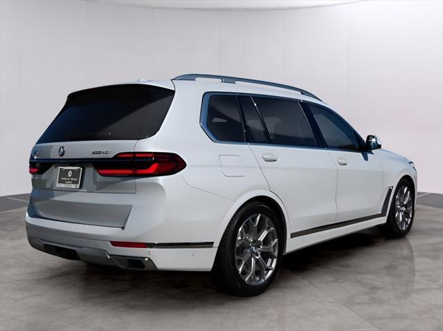 new 2025 BMW X7 car, priced at $93,360