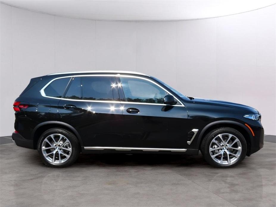 new 2025 BMW X5 car, priced at $72,475
