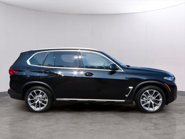 new 2025 BMW X5 car, priced at $72,475