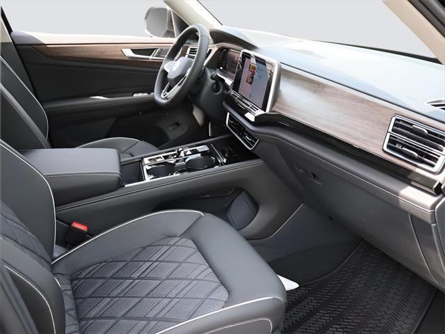 new 2025 Volkswagen Atlas car, priced at $53,979
