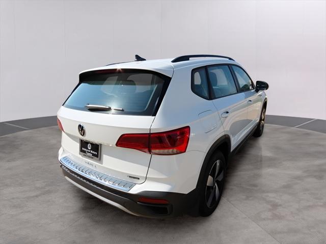 new 2024 Volkswagen Taos car, priced at $27,613