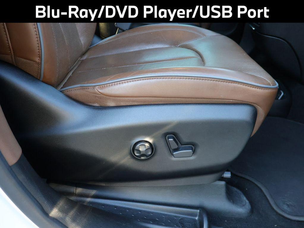 used 2018 Chrysler Pacifica car, priced at $23,993
