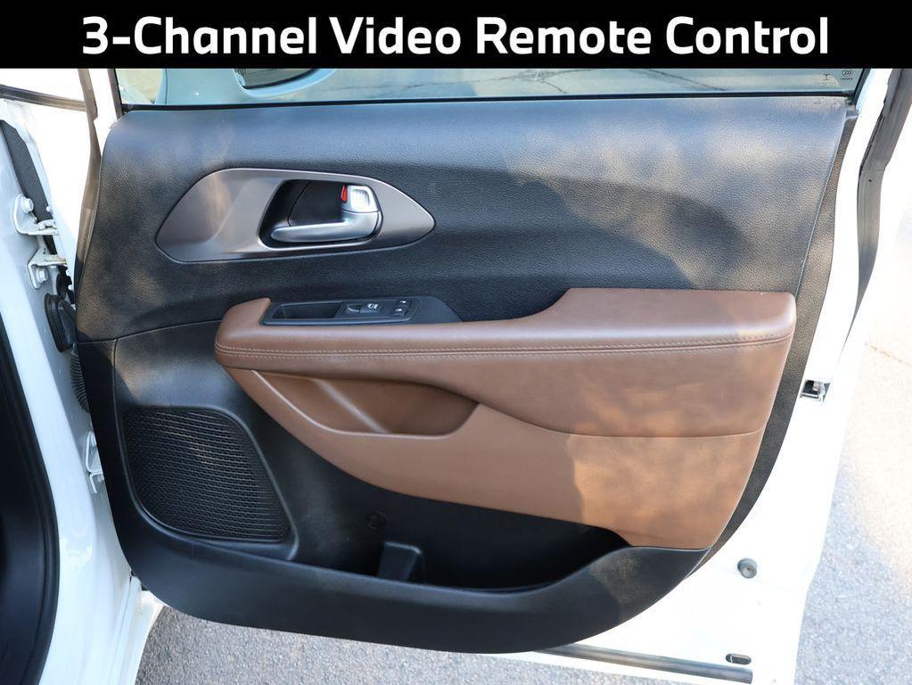 used 2018 Chrysler Pacifica car, priced at $23,993