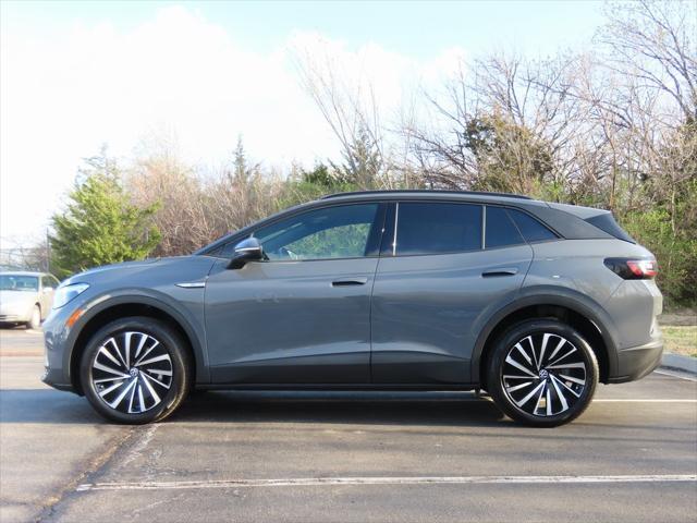 new 2025 Volkswagen ID.4 car, priced at $51,161