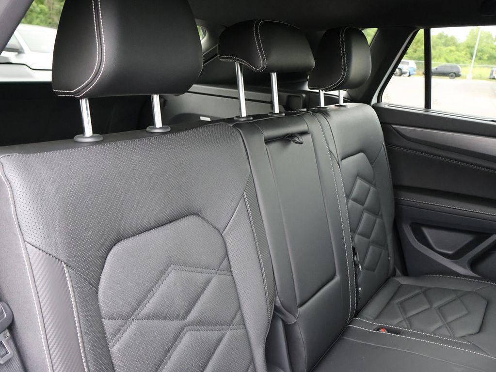 new 2025 Volkswagen Atlas Cross Sport car, priced at $44,900