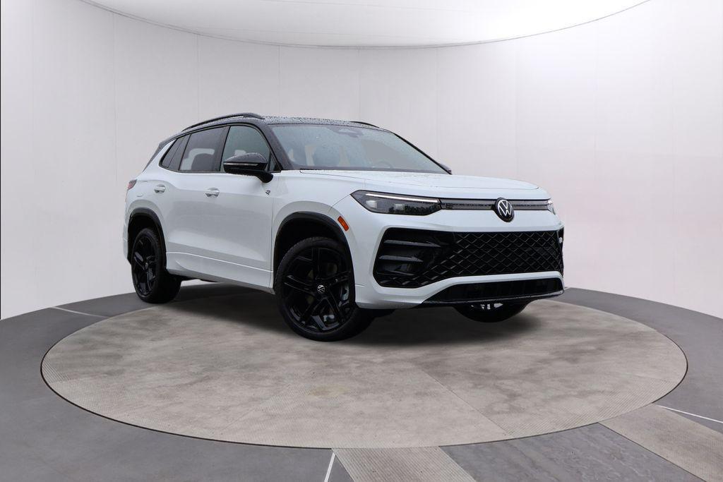 new 2025 Volkswagen Tiguan car, priced at $38,500