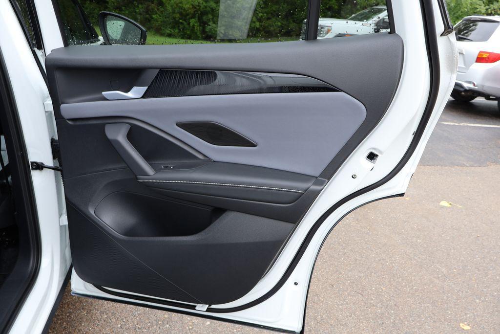new 2025 Volkswagen Tiguan car, priced at $38,500