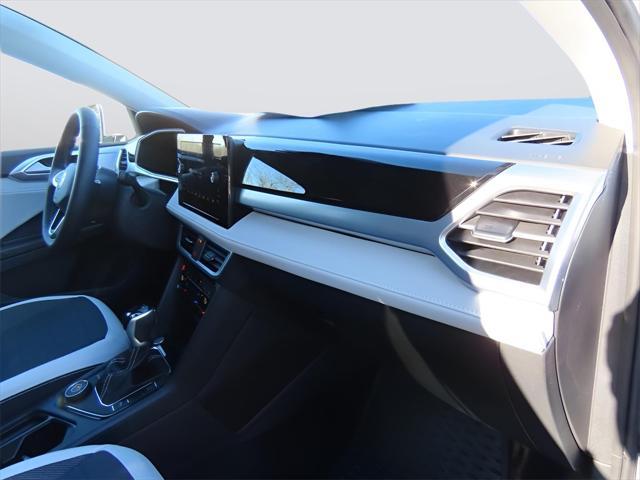 new 2025 Volkswagen Taos car, priced at $32,579