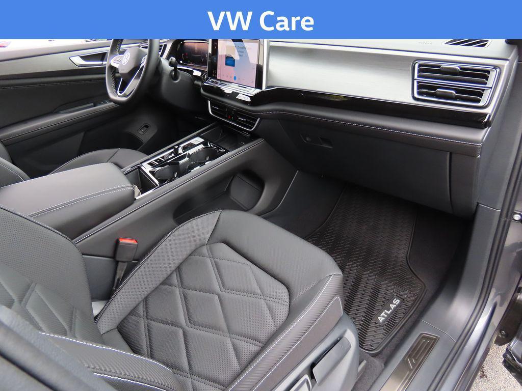 new 2025 Volkswagen Atlas Cross Sport car, priced at $43,600