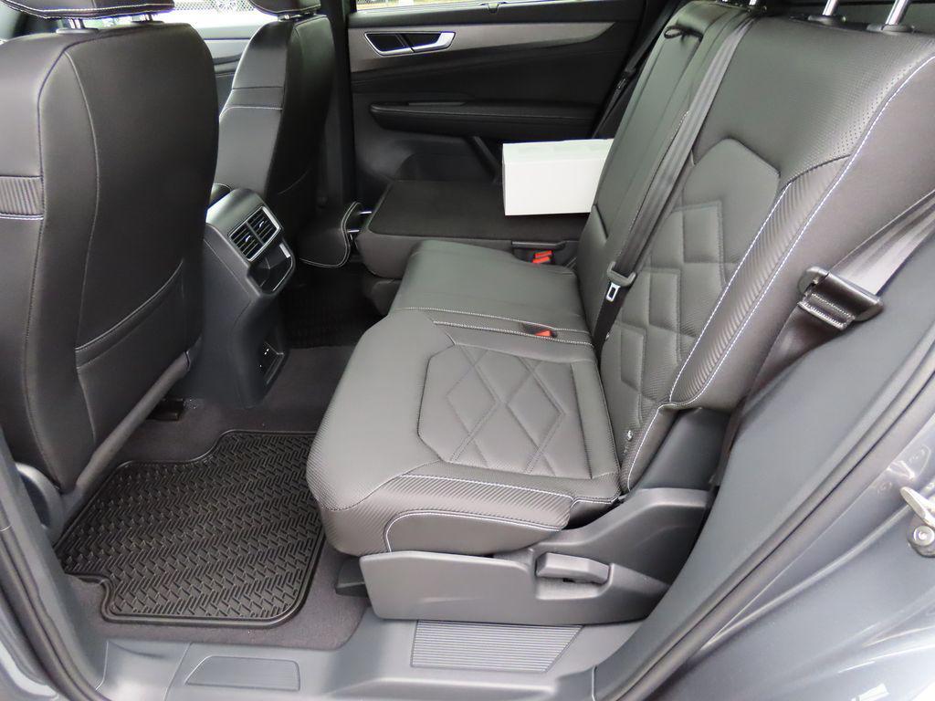new 2025 Volkswagen Atlas Cross Sport car, priced at $43,600