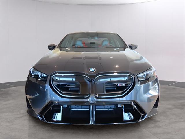 new 2025 BMW M5 car, priced at $131,125