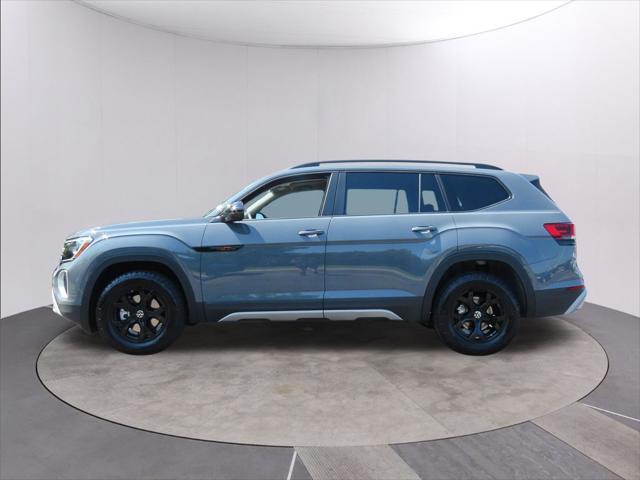 new 2025 Volkswagen Atlas car, priced at $49,761