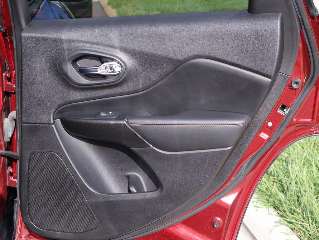 used 2020 Jeep Cherokee car, priced at $21,633