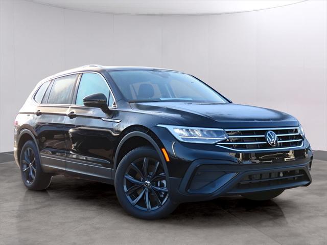 new 2024 Volkswagen Tiguan car, priced at $36,701