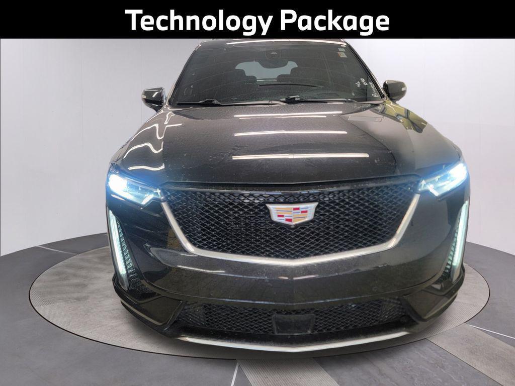 used 2023 Cadillac XT6 car, priced at $43,000