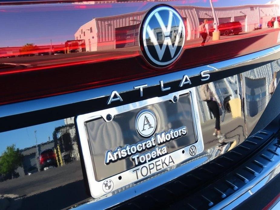 new 2024 Volkswagen Atlas car, priced at $54,206