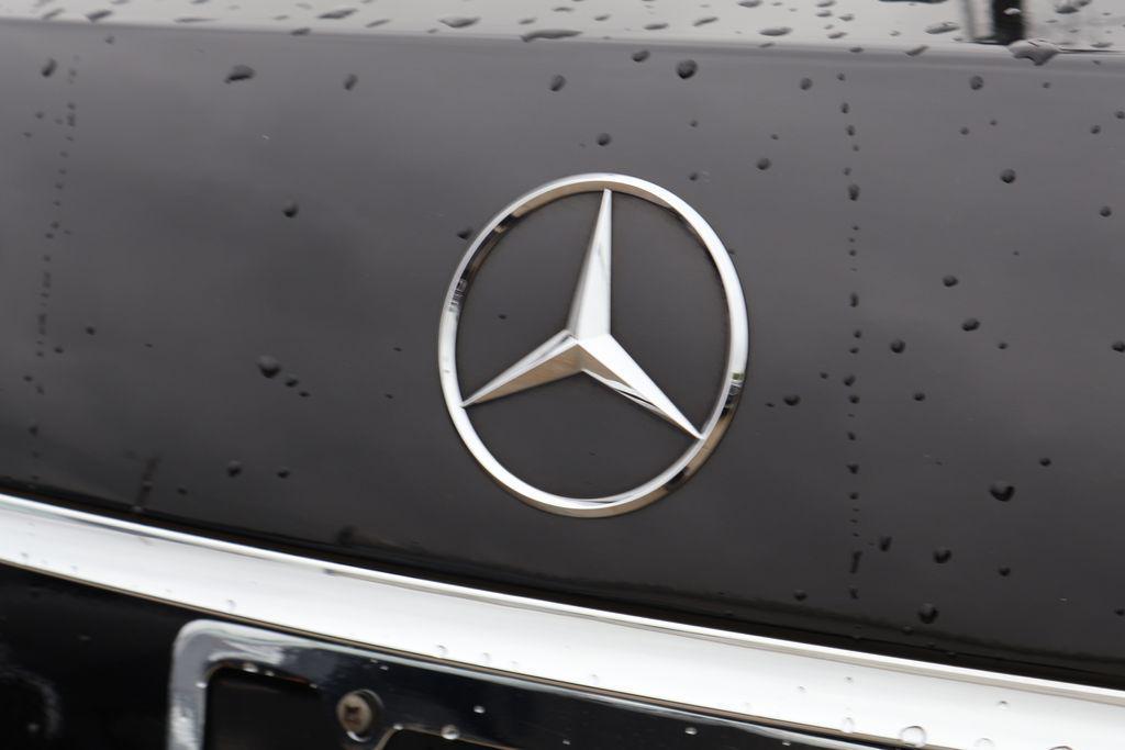 used 2007 Mercedes-Benz S-Class car, priced at $11,992