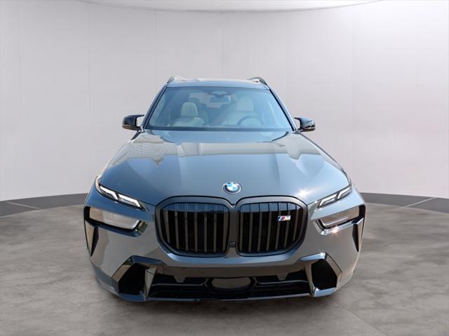 new 2025 BMW X7 car, priced at $125,075