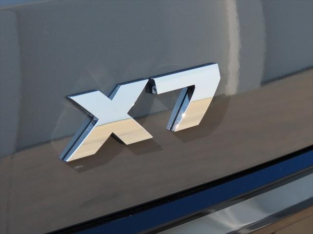 new 2025 BMW X7 car, priced at $125,075