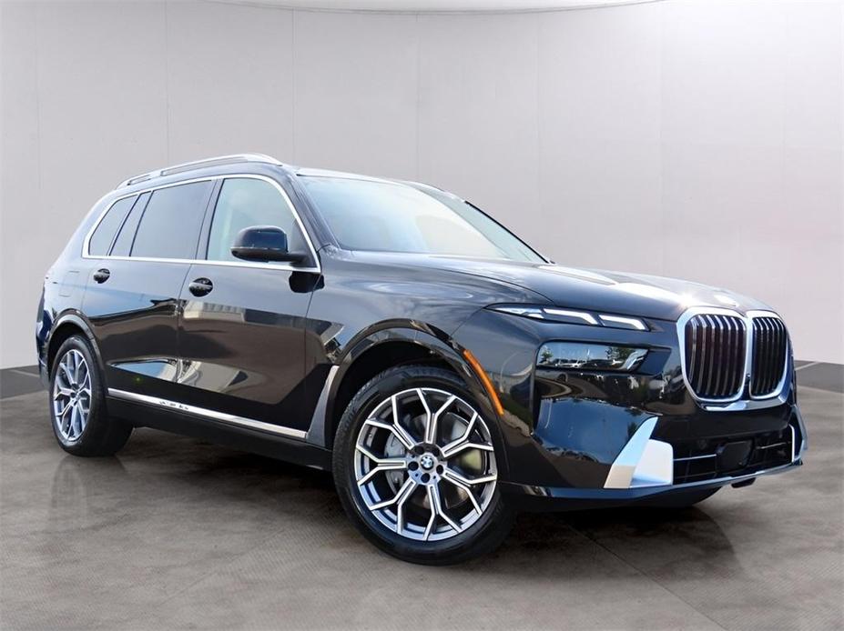 new 2025 BMW X7 car, priced at $92,360