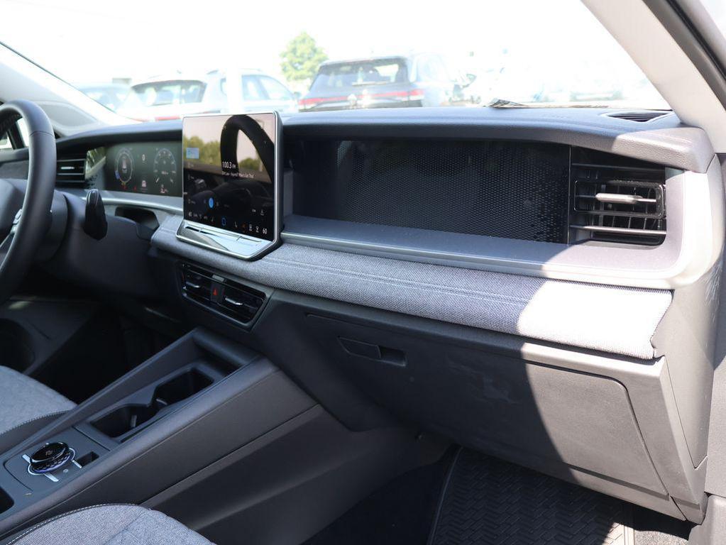 new 2025 Volkswagen Tiguan car, priced at $31,499