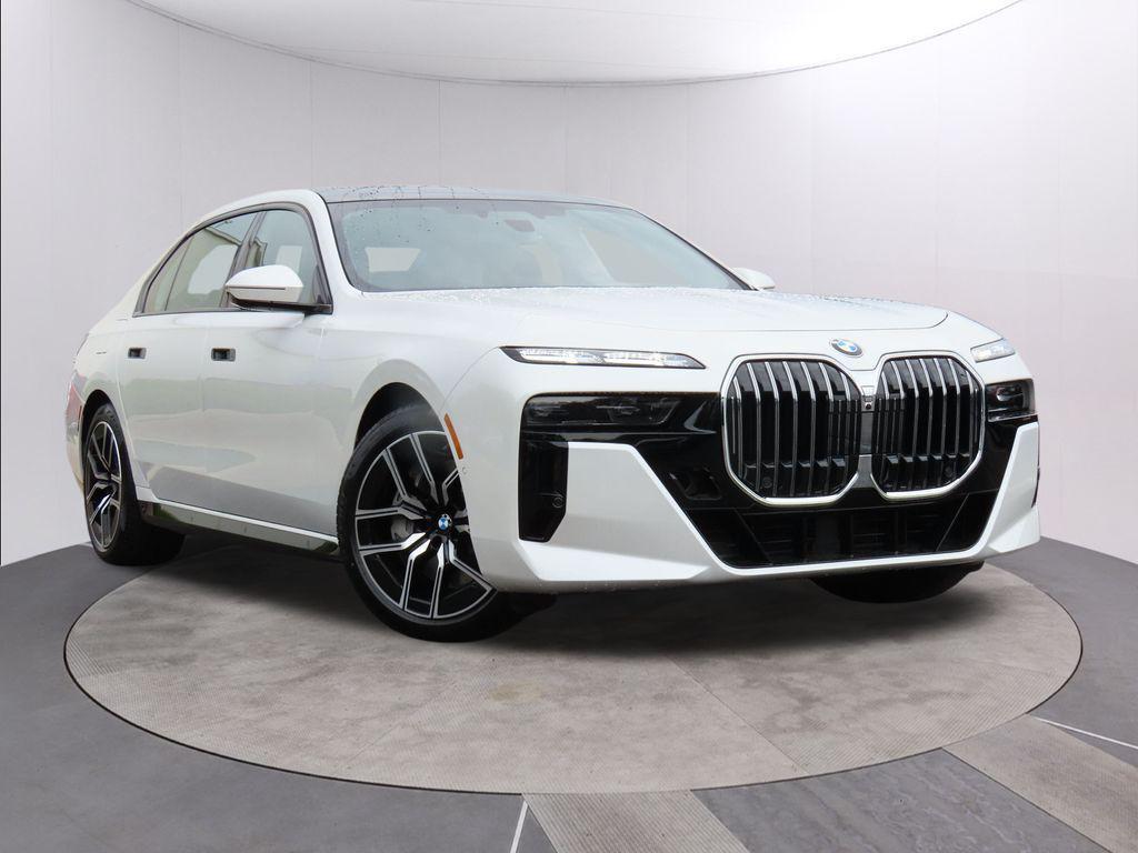 new 2025 BMW 760 car, priced at $138,255
