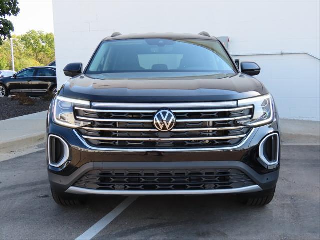 new 2024 Volkswagen Atlas car, priced at $46,125