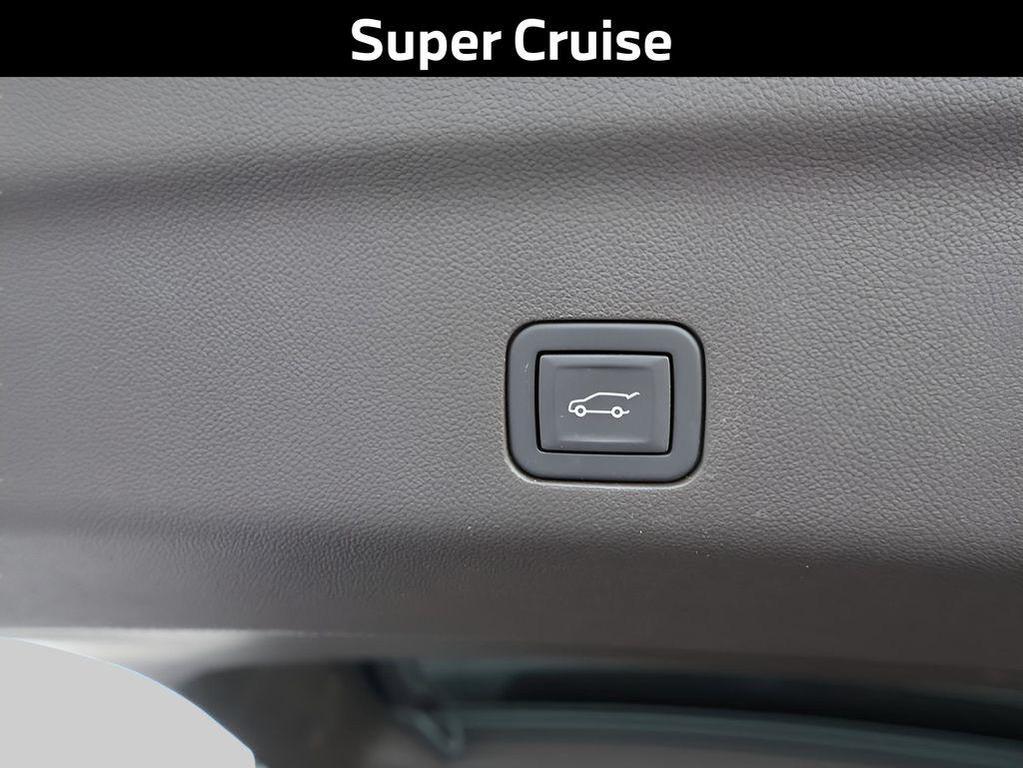 used 2024 GMC Yukon car, priced at $69,793