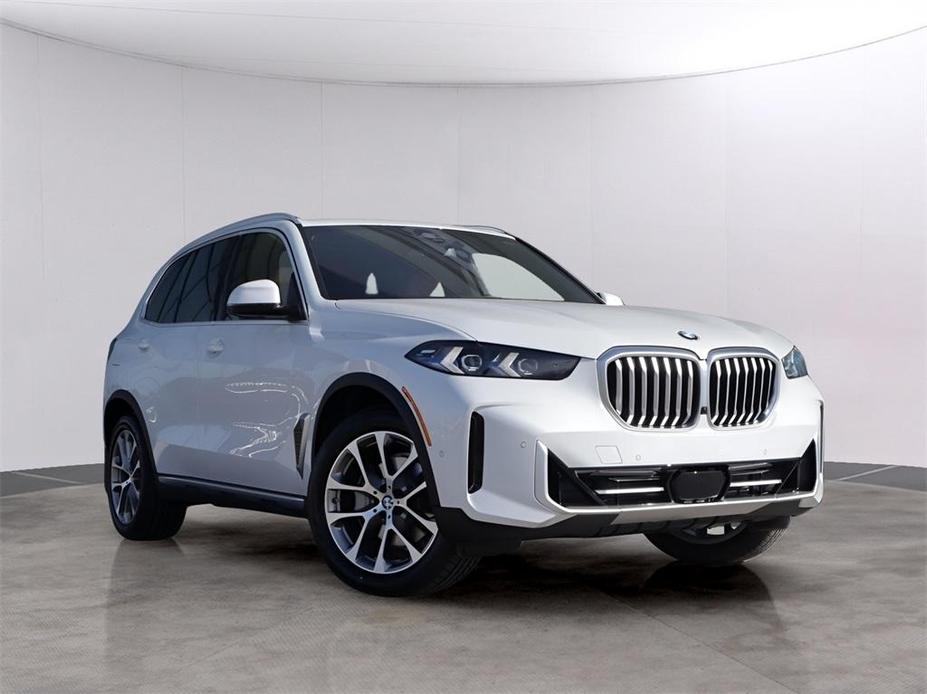new 2024 BMW X5 car, priced at $75,095