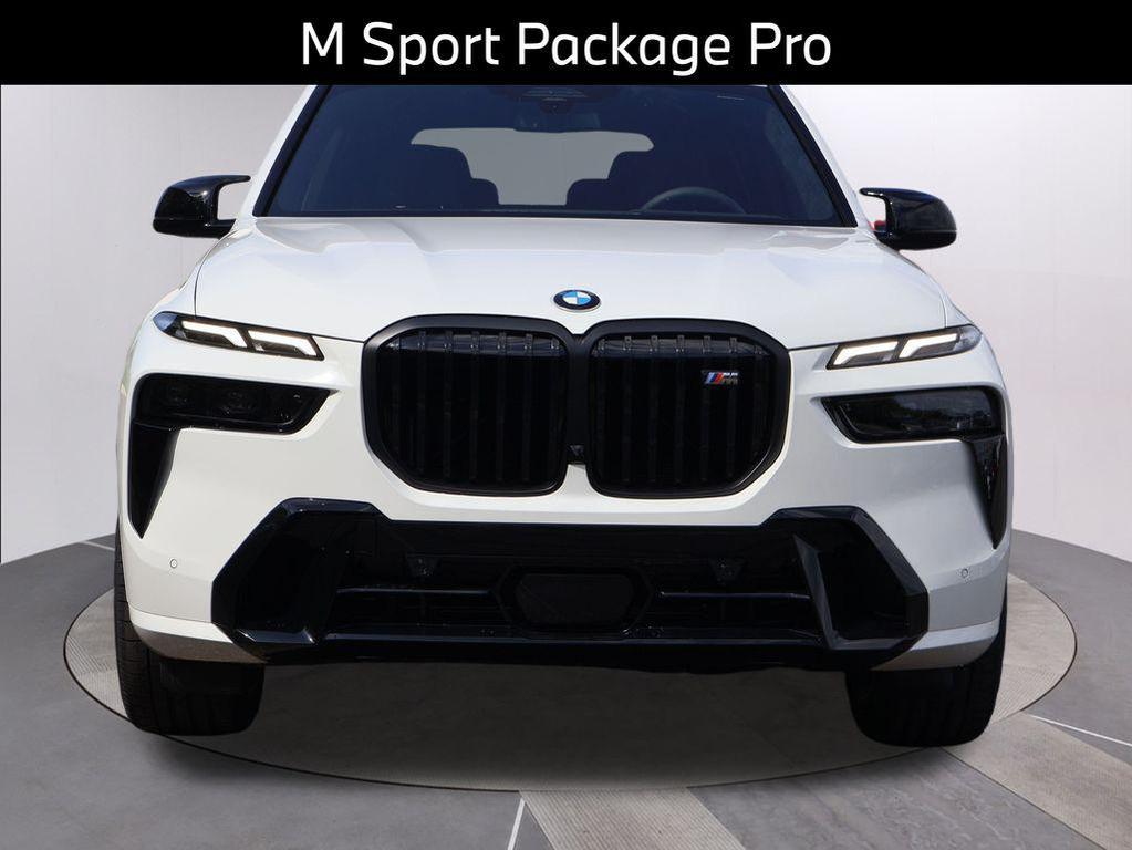 new 2026 BMW X7 car, priced at $127,155