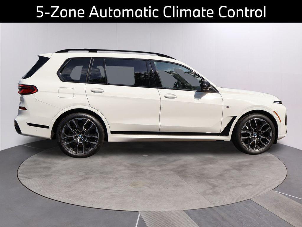 new 2026 BMW X7 car, priced at $127,155