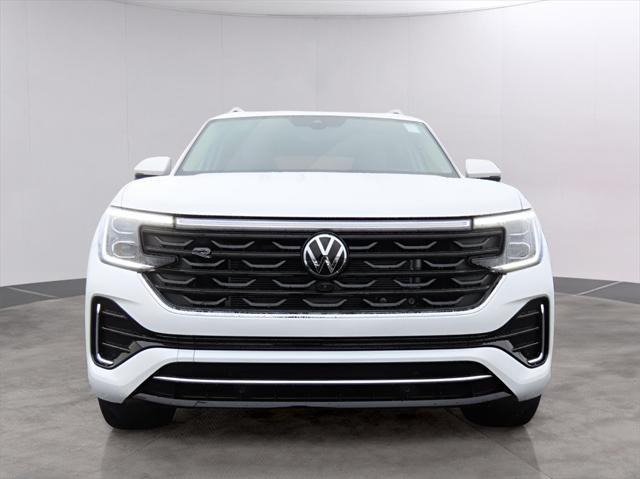 new 2025 Volkswagen Atlas car, priced at $54,348