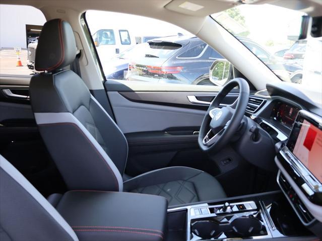 new 2025 Volkswagen Atlas car, priced at $49,306