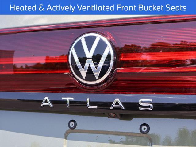 new 2025 Volkswagen Atlas car, priced at $49,306