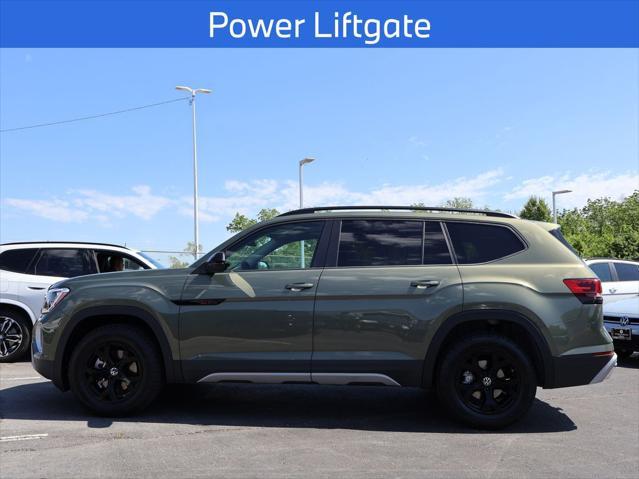 new 2025 Volkswagen Atlas car, priced at $49,306