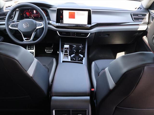 new 2025 Volkswagen Atlas car, priced at $49,306