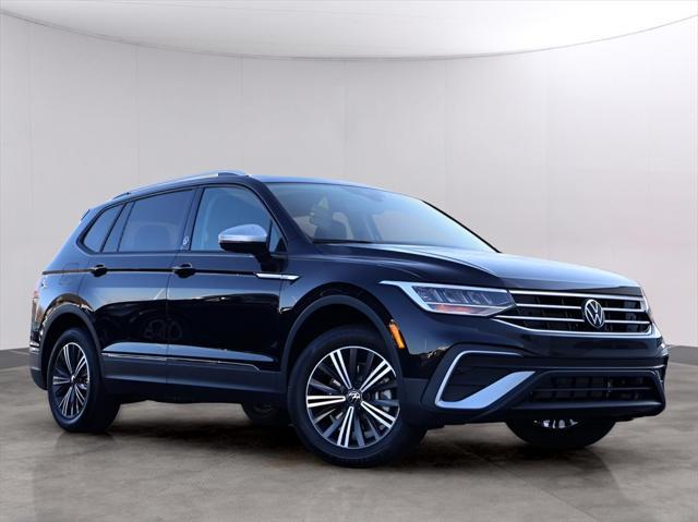 new 2024 Volkswagen Tiguan car, priced at $35,017