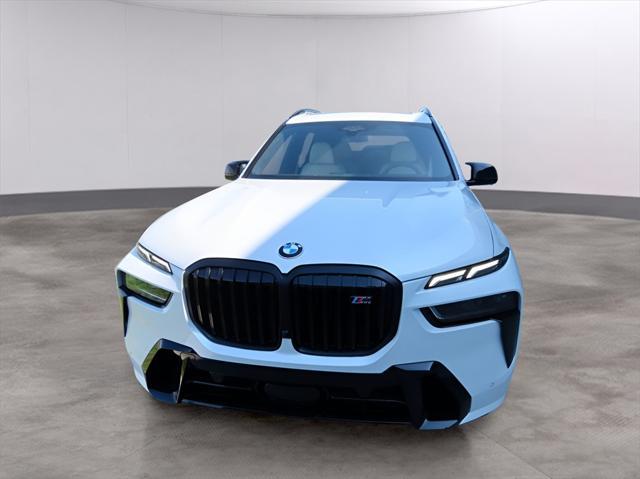 new 2025 BMW X7 car, priced at $123,330