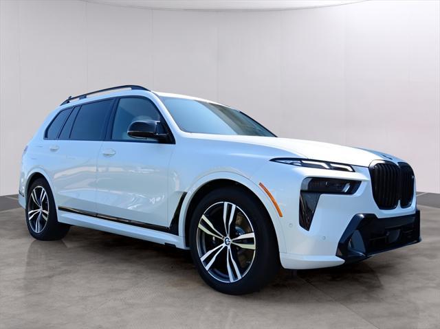 new 2025 BMW X7 car, priced at $123,330