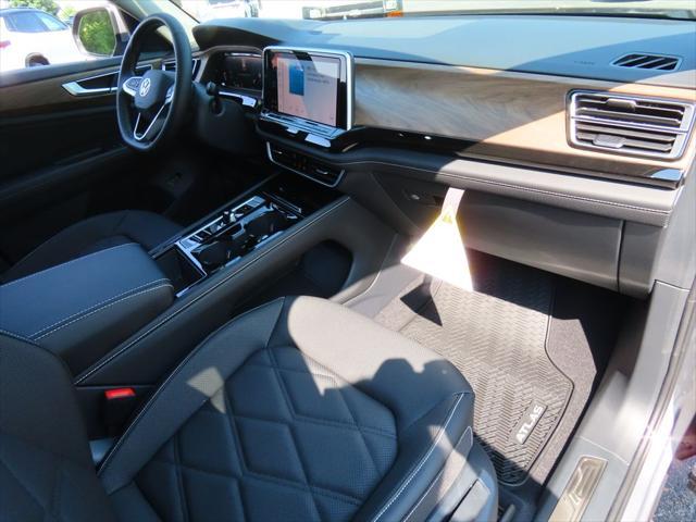 new 2025 Volkswagen Atlas car, priced at $47,246